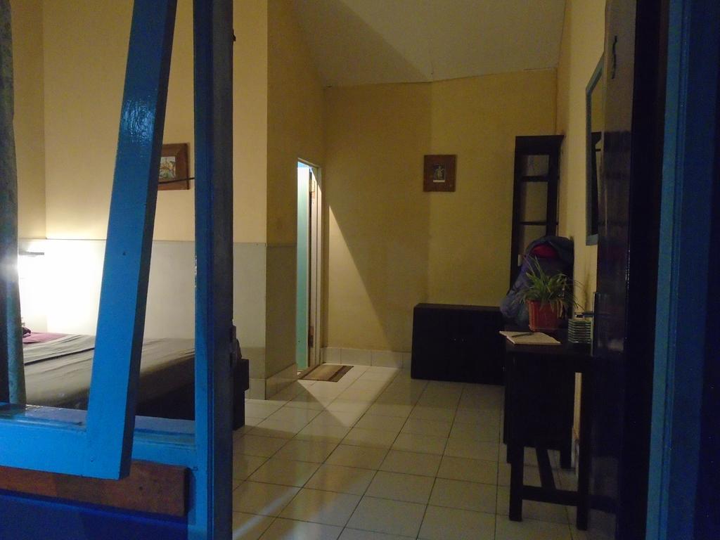 La Casa Homestay Senggigi Dış mekan fotoğraf