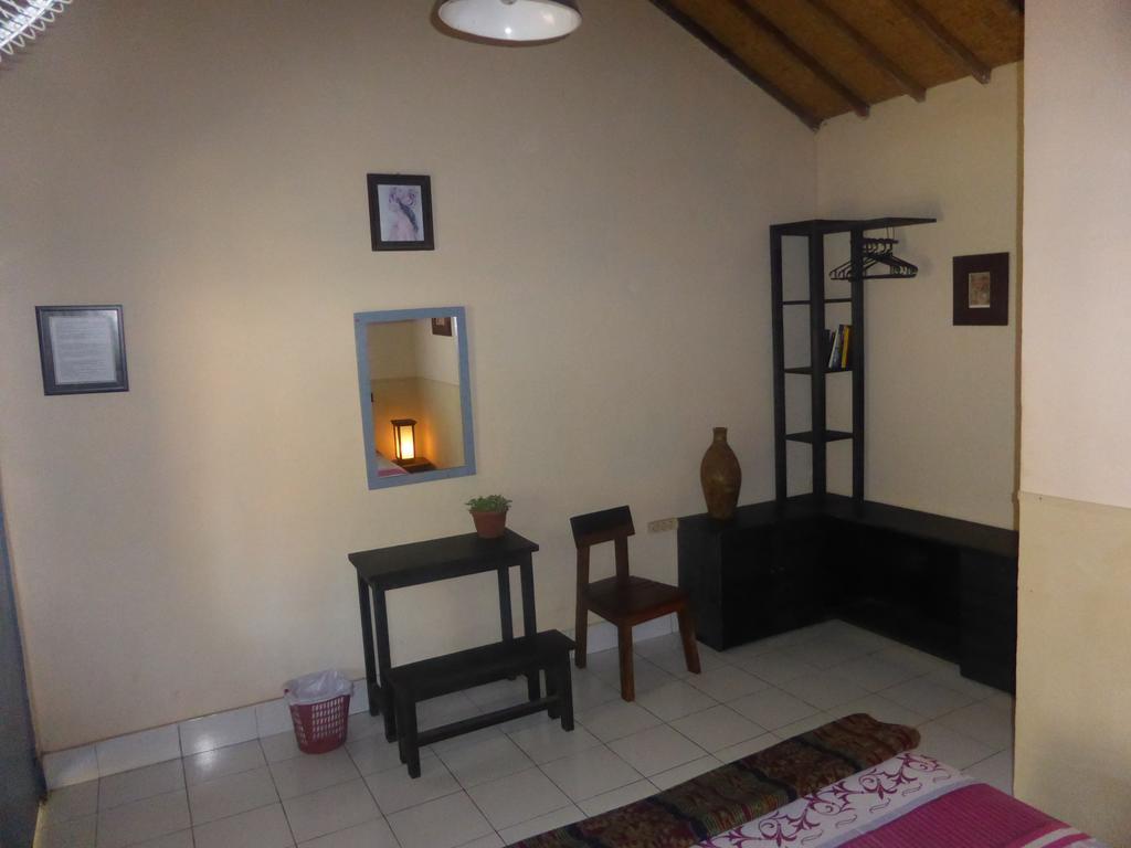 La Casa Homestay Senggigi Dış mekan fotoğraf