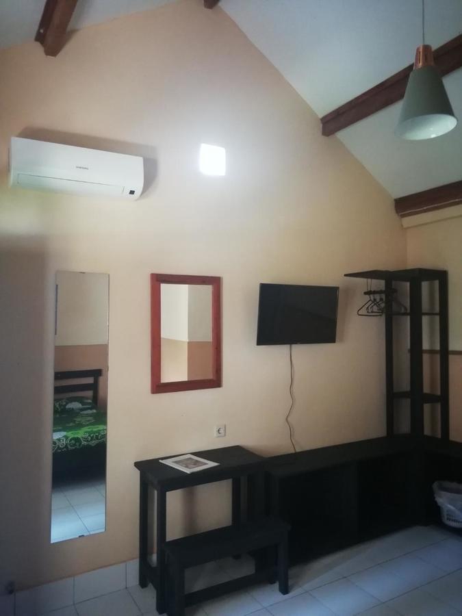 La Casa Homestay Senggigi Dış mekan fotoğraf